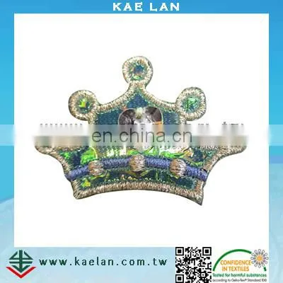 Custom Sequin Crown Embroidery Patch for Garment photo-4