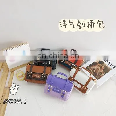 Korean Version of Autumn and Winter 2020 New Pu Retro Shoulder Bag Cute Versatile Straddle Boys and Girls Shoulder Bag photo-3