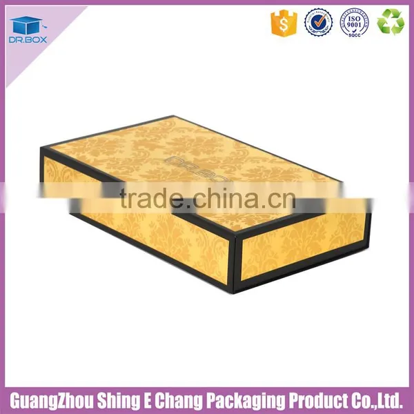 2016 Wholesales Glossy Paper Kraft Plastic Paper Box With Lock Handle photo-5