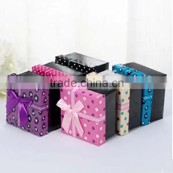 2016 Wholesale Fashion Luxury Custom Velvet Jewelry Box Manufacturer photo-3