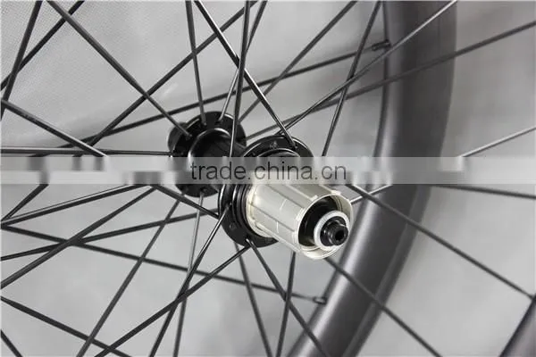 China Carbon Wheels Wide Edge Carbon Road Bike Wheels Carbon Bicycle Wheels W56C photo-3