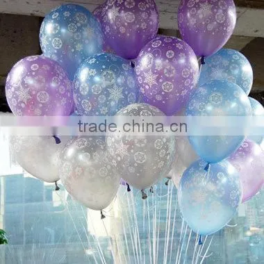 2016 Hotsale 11inches Christmas Round Balloons Snowflakes Latex Balloons Quality Choice