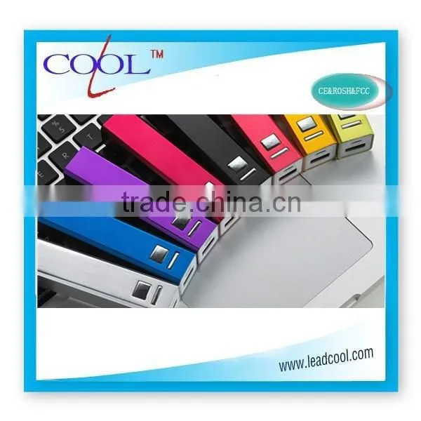China Supplier 2600mah Retractable Usb Charger