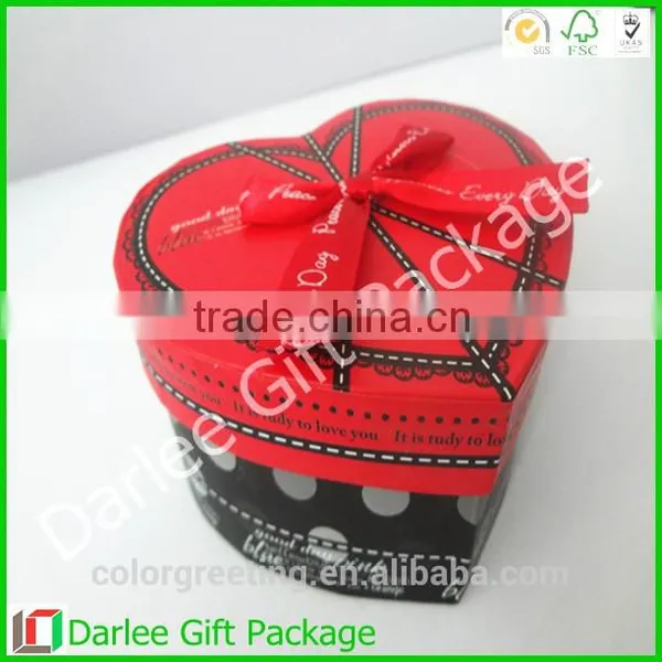 China Small Heart Shape Apple Packaging Box for Christmas Eve Decorations photo-5