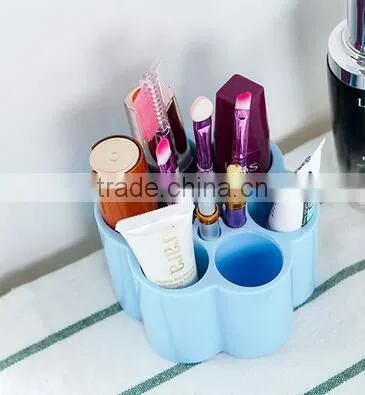 Cy269 Plastic Plum Blossom Shaped Dressing Table Cosmetic Storage Box Candy Color Desktop Separating Arrangement Box photo-3
