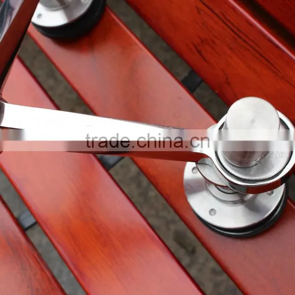 China Stainless Steel Glass Spider Fittings Curtains Accessories photo-3