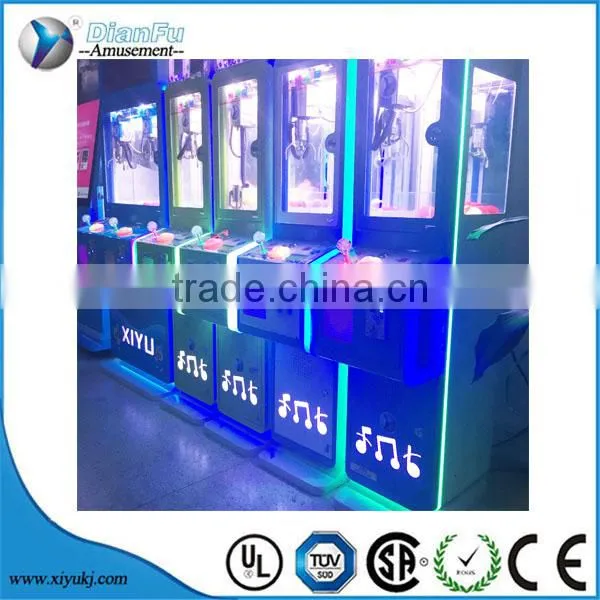 Coin Operated Claw Crane Machine Claw Crane Coin Operated Game Machine Doll Crane Claw Machine for Sale Crane Claw Machi photo-3