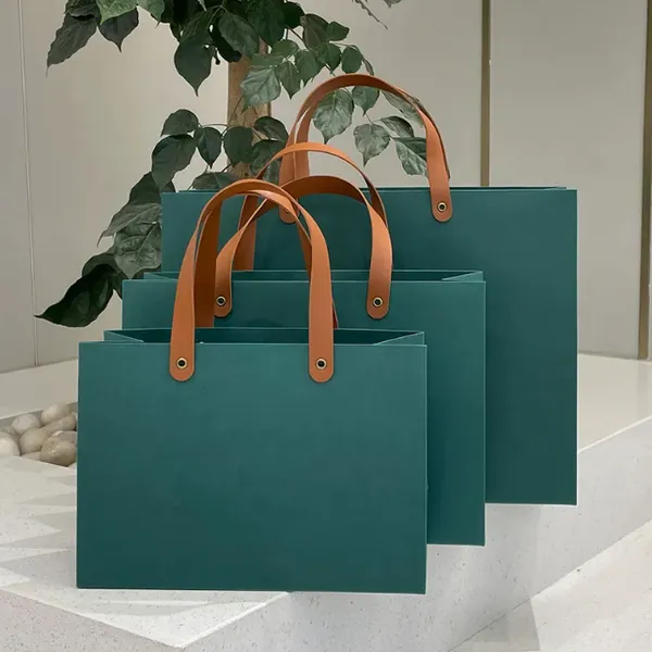 Custom Luxury Custom Printing Paper Carrier Gift Paper Bags photo-3