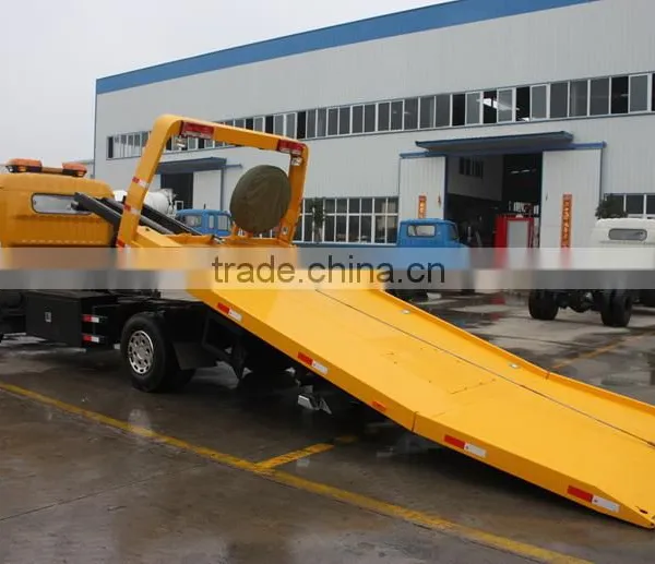 Dongfeng 4ton Wrecker Tow Trucks for Sale,4x2 Wrecker Towing Truck One Tow Two photo-2