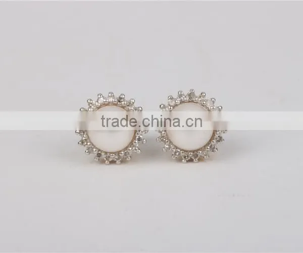 High Quality 9k Gold Fresh Wather Pearl Stud Earring for Women photo-2