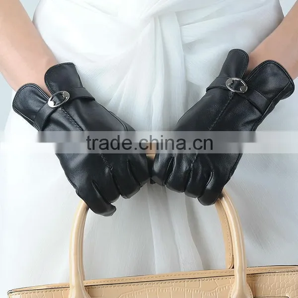 Ladies Fashion Leather Gloves