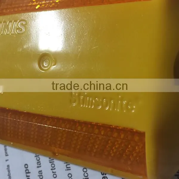 Wholesale Studs and Spikes / ABS Plastic Traffic Road Divider photo-2