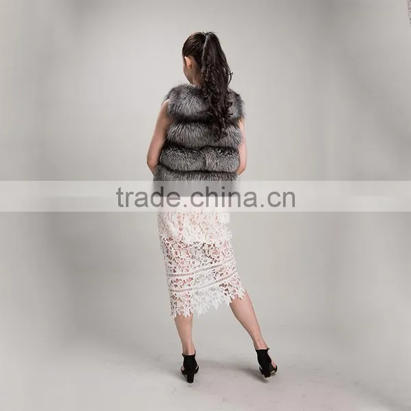 Myfur Hot Sale Fox Fur Vest Dyed Real Fox Fur Sleeveless Sexy Women Fur Vest photo-5