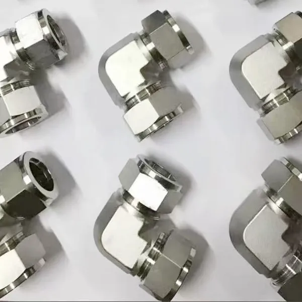 Corrosion-Resistant Double Ferrule Elbow for Chemical Processing
