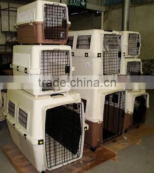 Hot Selling Plastic Pet Carrier photo-4