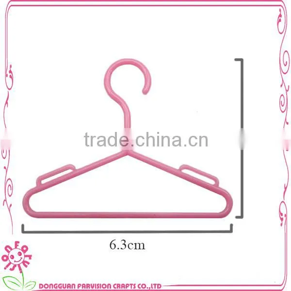 Wholesale Doll Clothes Hangers Plastic Hanger for Doll photo-2