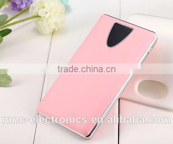 20000mAh Capacity 3 Usb Output Dual Led Lighting Digital Led Screen Wave Shape Design Customize Logo Printing Slim Power Bank photo-2