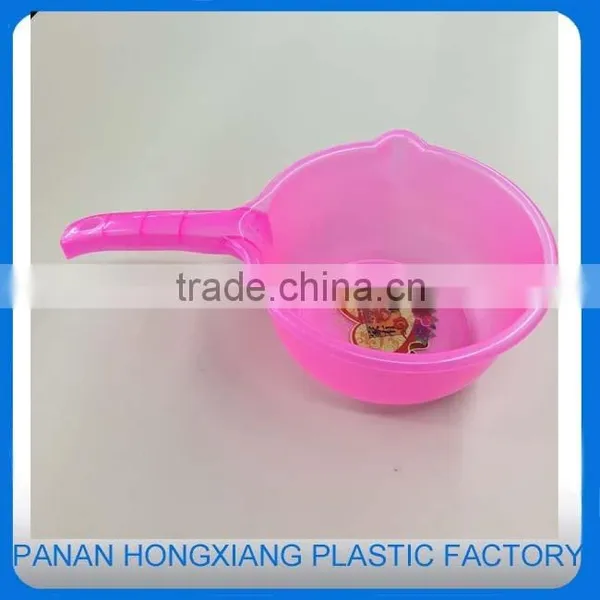 High Quality Water Ladle /pot With Handle /water Bailer