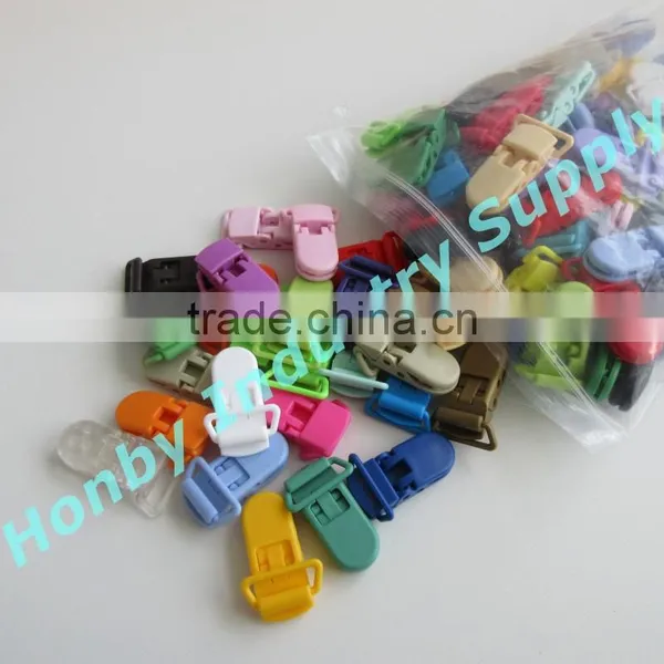 Baby Accessories Cute Color 20mm Safety Resin Baby Pacifier Clip For Holder photo-6