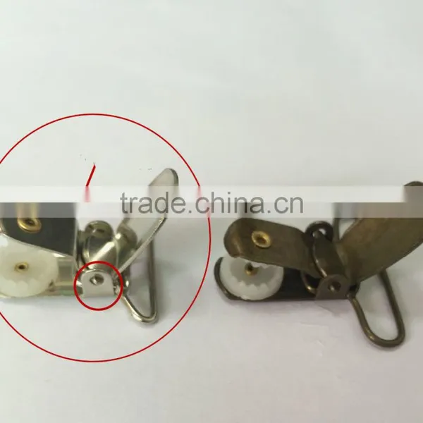 Manufacturer Strong Thick Metal Suspenders Clip With Plastic Teeth Inside photo-5