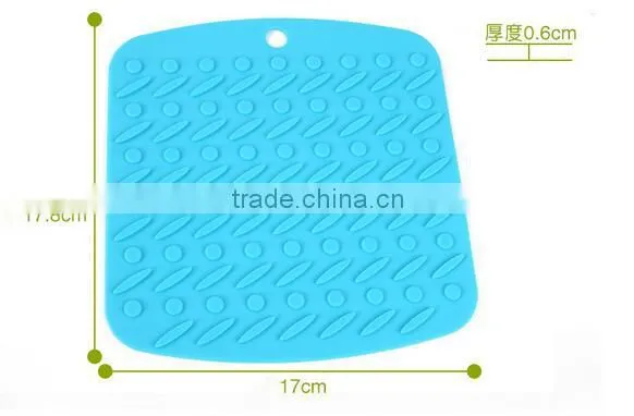 Professional Factory Price Custom Baking Useful Premium Non-stick Silicone Baking Mat Cup Holder Pot Holder photo-3