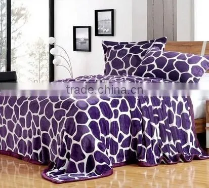 Most Popular Colorful Giraffe Print Flannel Blanket photo-2