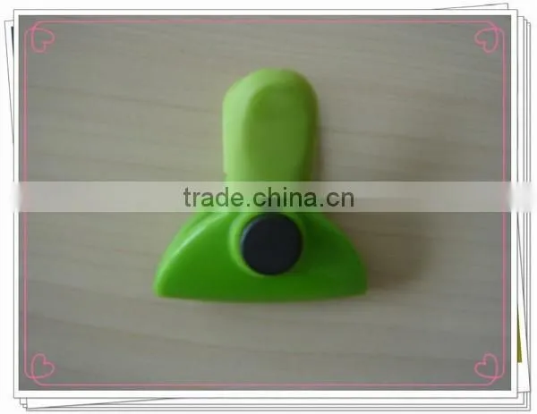 Magnetic Plastic Paper Clip With Diffierent Colors photo-5