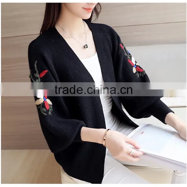 Fall Ladies Loose Embroidery Sweater Coat Green Bishop Sleeve Knit Short Sweater photo-6