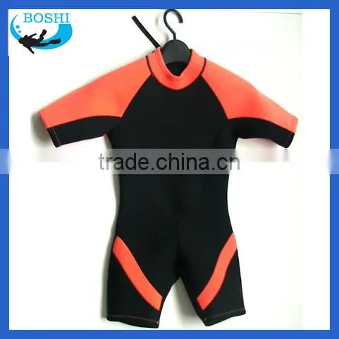 New Stylish Short Sleeve Neoprene Surfing Wetsuit photo-2