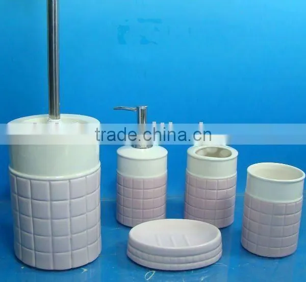 Monden Ceramic Bathroom Set