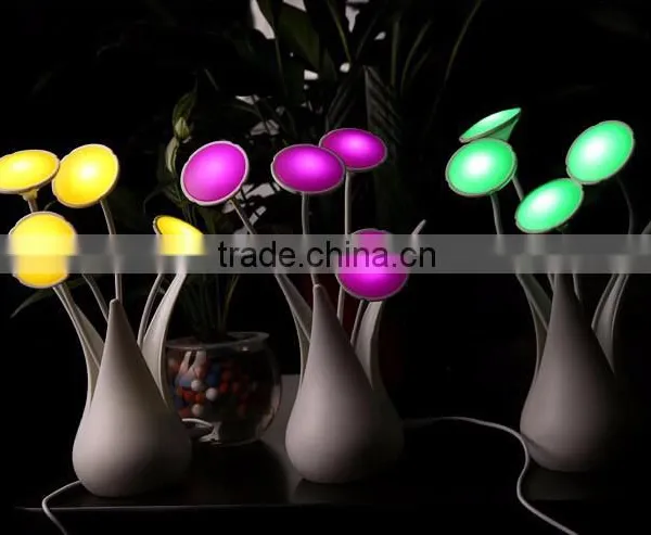 2016 New Products Light Sensing Nightlight photo-4