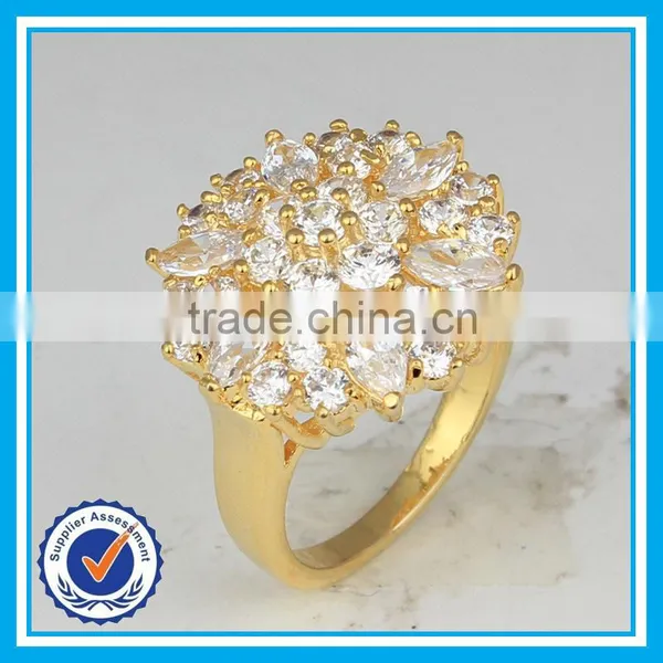 Factory Price Zinc Crystal Engagement Ring in 916 Gold