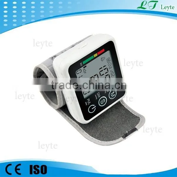 Jzk002A Digital Wrist Blood Pressure Monitor photo-5