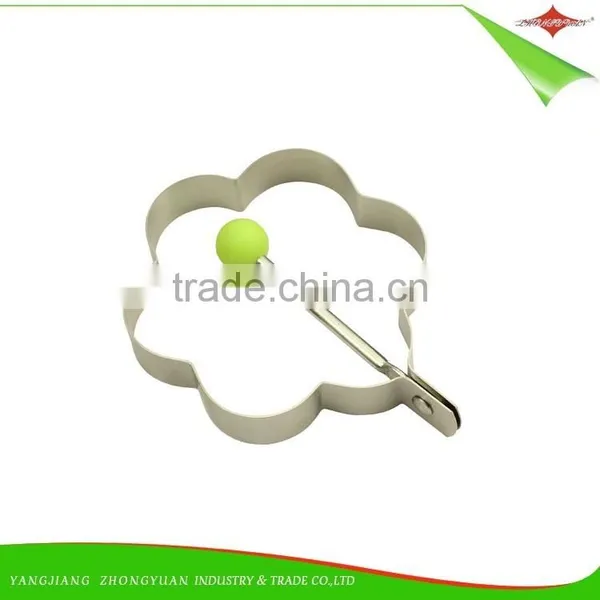 ZY-F1414 Stainless Steel Egg Ring Flower Shape Fried Egg Ring With pp Ball Handle photo-3