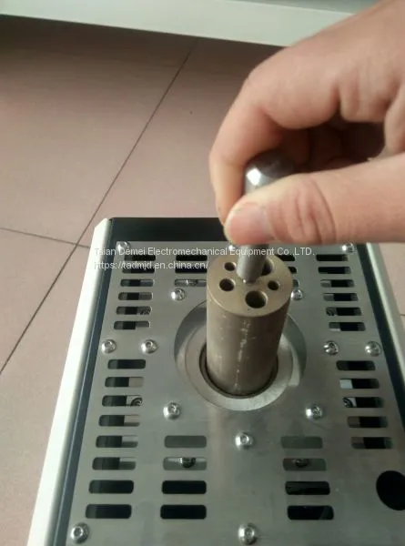 Economic and Durable Temperature Calibrator Dry Block/dry Block Calibrator（300-800c） photo-3