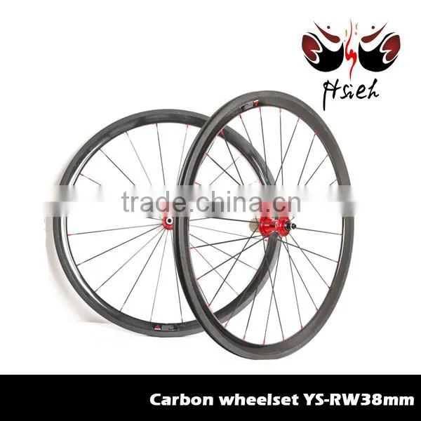 Pro Carbon Fiber Road Wheel for Road Bicycle in Stock photo-3