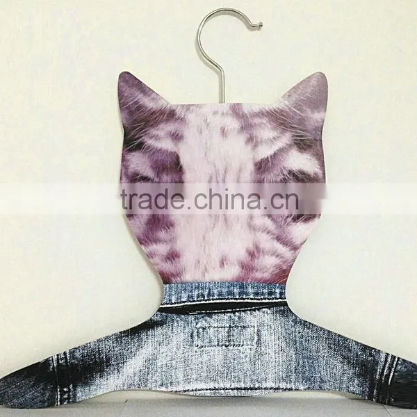 Innovative Creative Animal Clothes Hanger OEM Cartoon Animal Plastic Baby Clothes Hanger photo-4