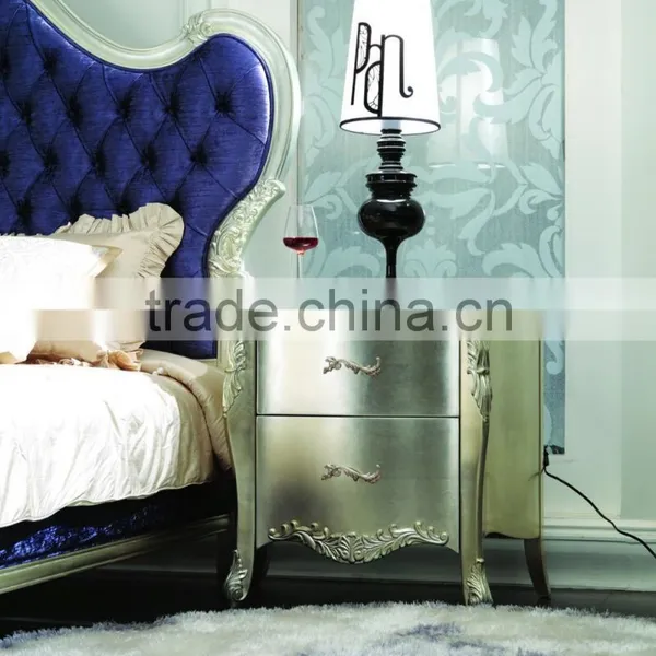Solid Wood New Classical Furniture Used Bedroom Set Double Bed Bedside Table Wardrobe Dressing Table Bench Royal Chair Commode photo-2