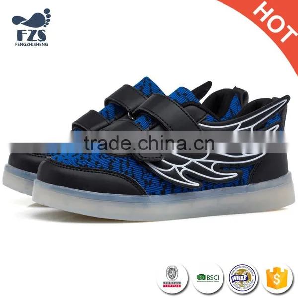 Hot Selling 2017 LED Kids Yeezy Light Shoes Glowing Flashing Shoes photo-5