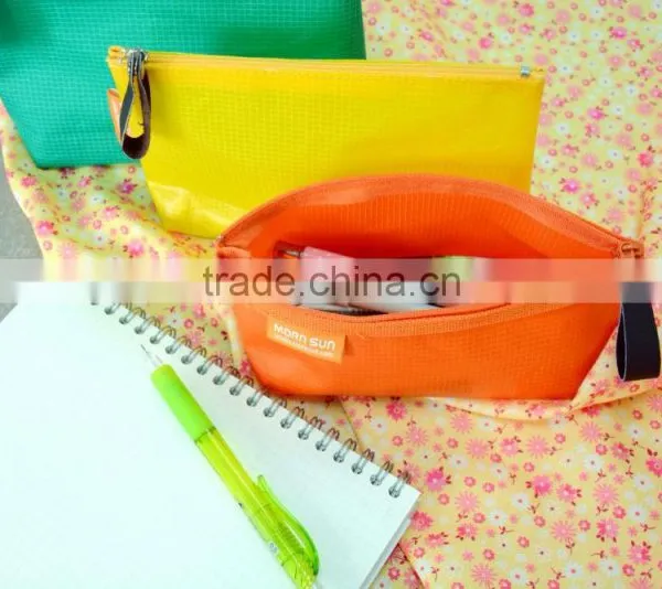 Eco Friendly Dimensional Zipper Bag photo-3