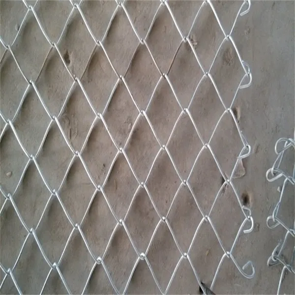 Chain Link Fence with 3mm Thick Posts for Enhanced Durability