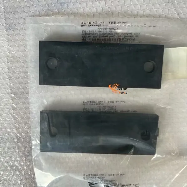 SDLG Original Rubber Plate 29050006551 for LG Wheel Loader With Good Price in Stock photo-3