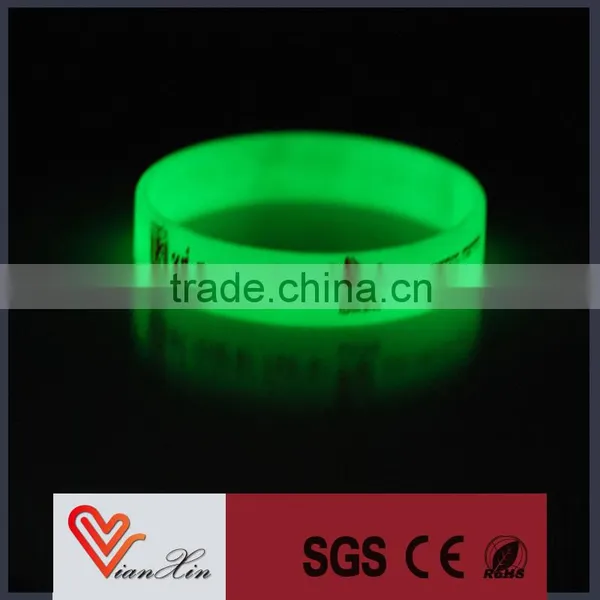 Cheap Custom Logo Grow in Tthe Dark Panton Colorfill in Silicone Wristband no Minimum Order