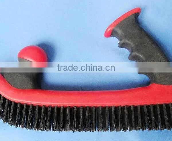 STEEL WIRE BRUSH