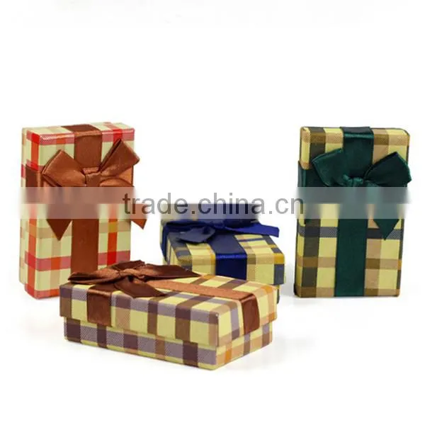 Luxury Paper With Ribbon Wedding Gift Box photo-3