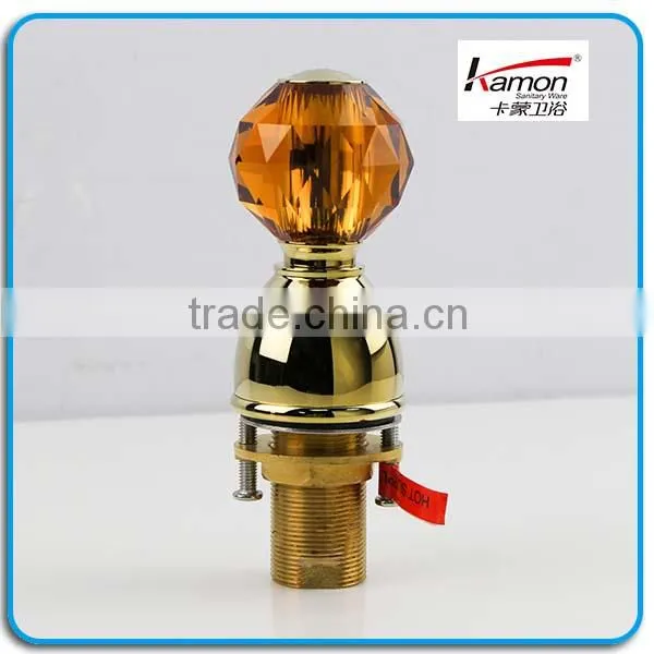 Antique Roman Gold Bathroom Faucet photo-3