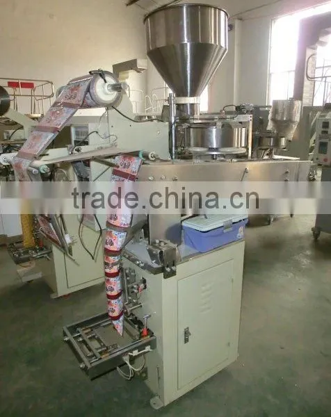 Small Vertical Peanut Packing Machinery/beans Packing Machinery/cashew Nuts Packing Machinery