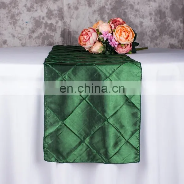 Pintuck Taffeta Table Runner