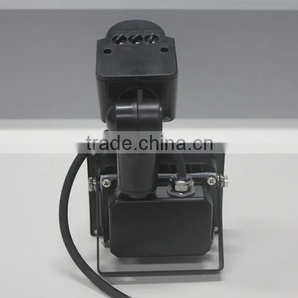 Solar Led Flood Light With Pir Motion Sensor photo-3