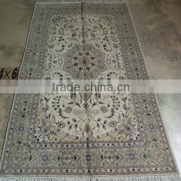 Artificial Silk and Wool Handmade Persian Carpet photo-6
